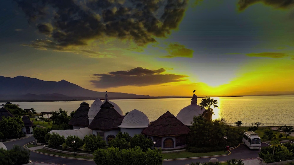 Beynouna Village Eco Lodge 26/59