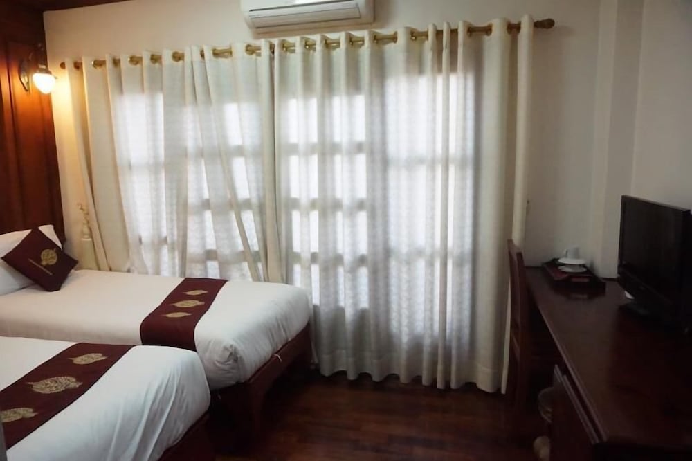 Manorom Boutique Hotel 7/17