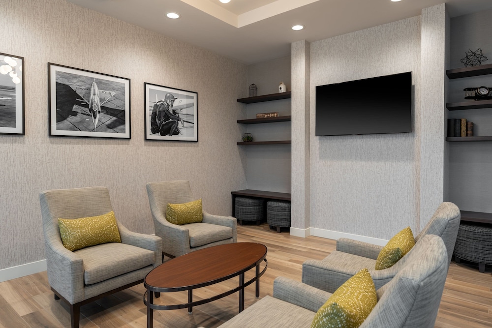 Residence Inn by Marriott Lancaster Palmdale 20/42