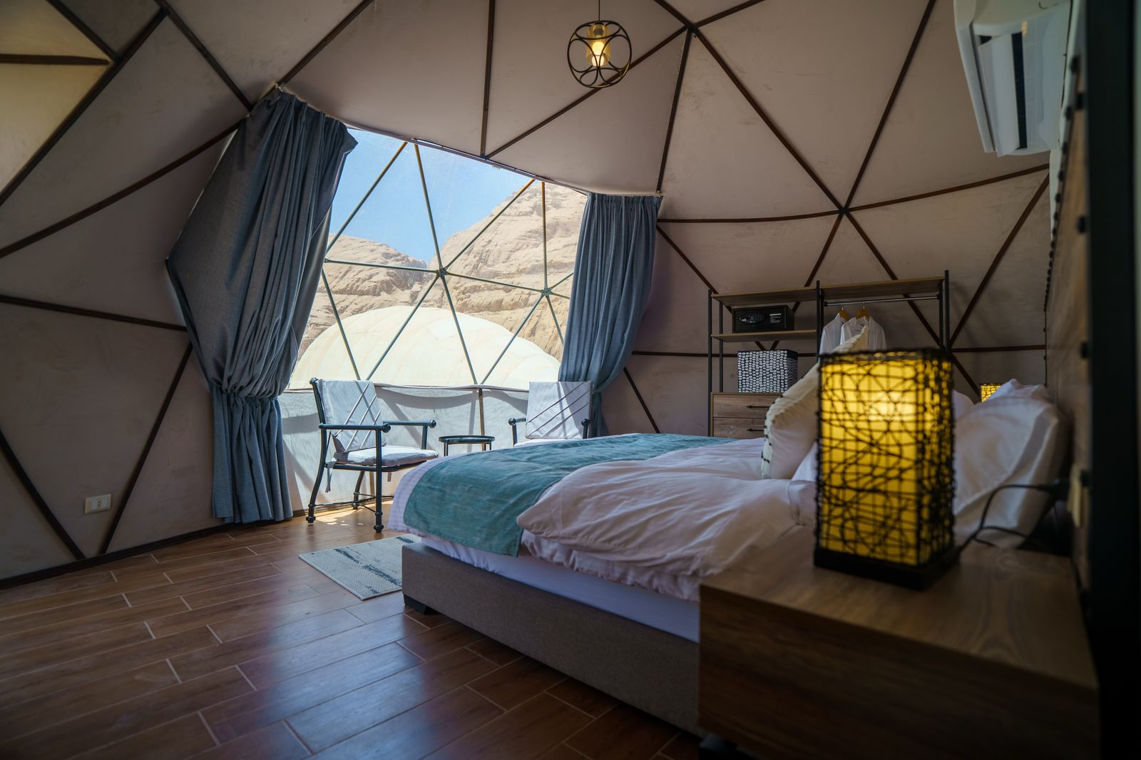 Shell Luxury Camp 6/20