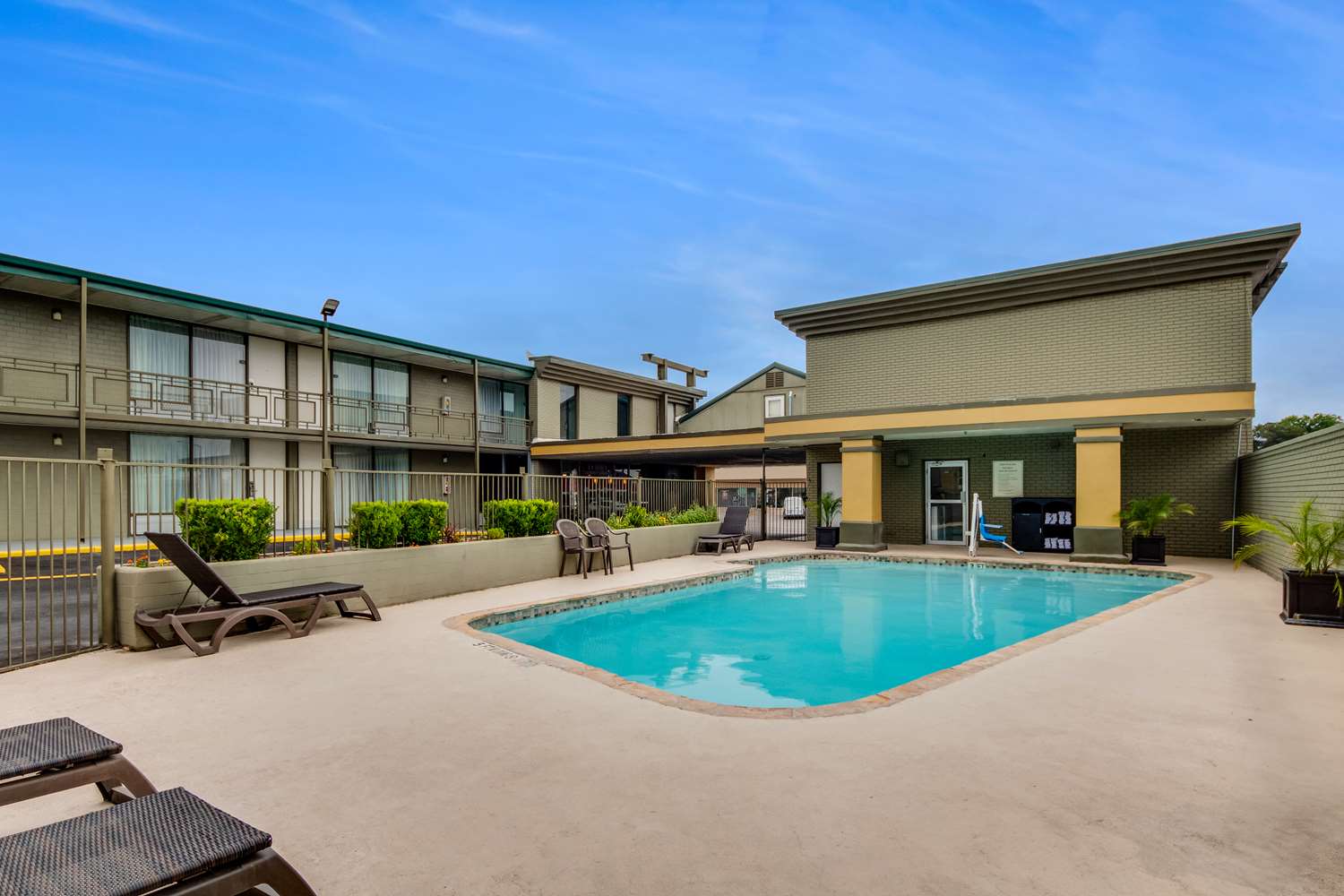 Best Western Inn Of Del Rio 12/14
