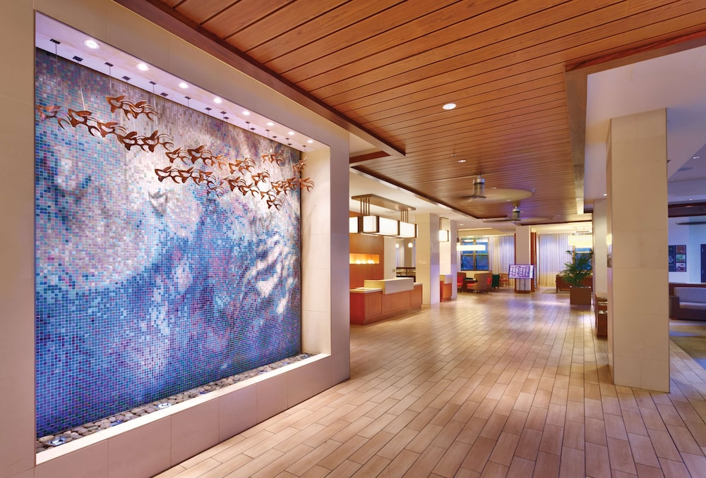 Hyatt Place Waikiki Beach 30/71