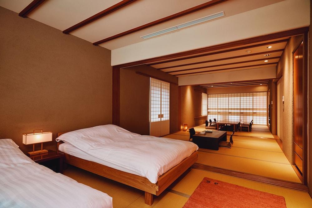 1 Bedroom, Superior, Suite, River View, Hot Spring Bath