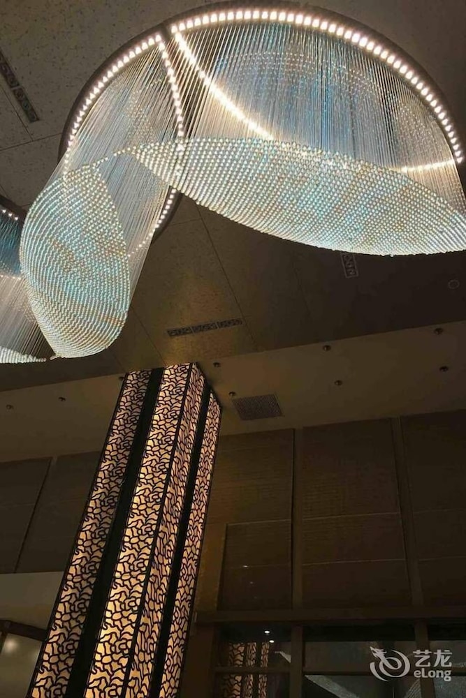 Grand Skylight International Hotel Ganzhou 12/26