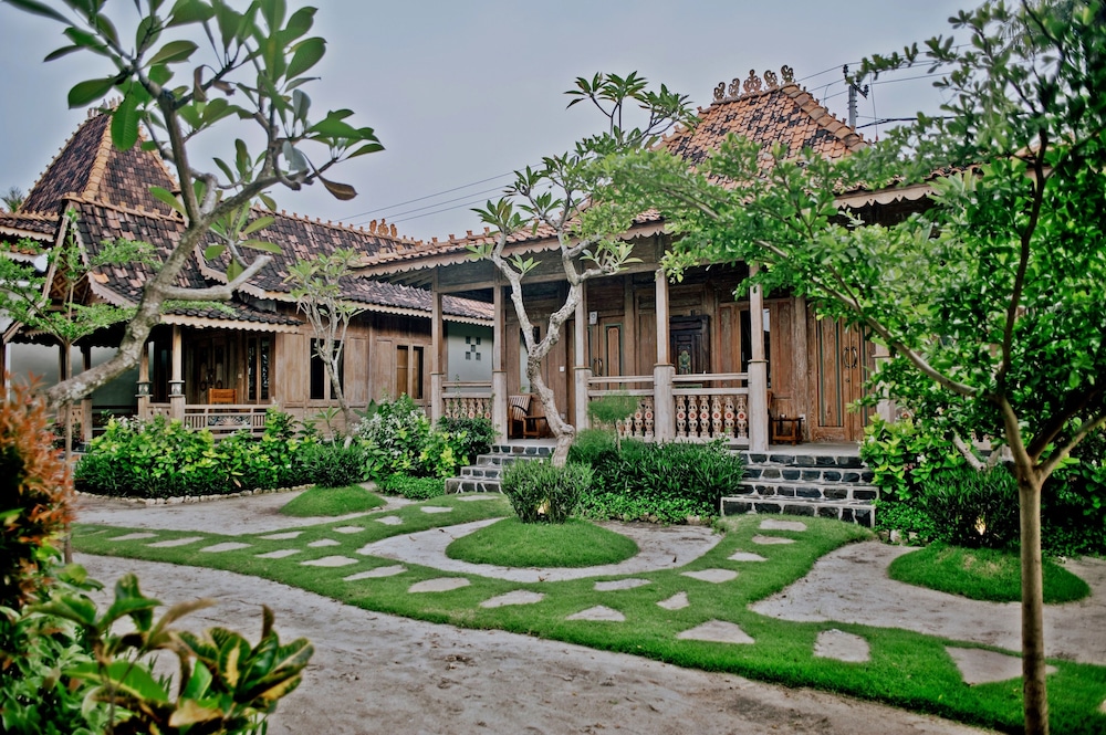 Blue Harbor Beachfront Villas Resto 39/48
