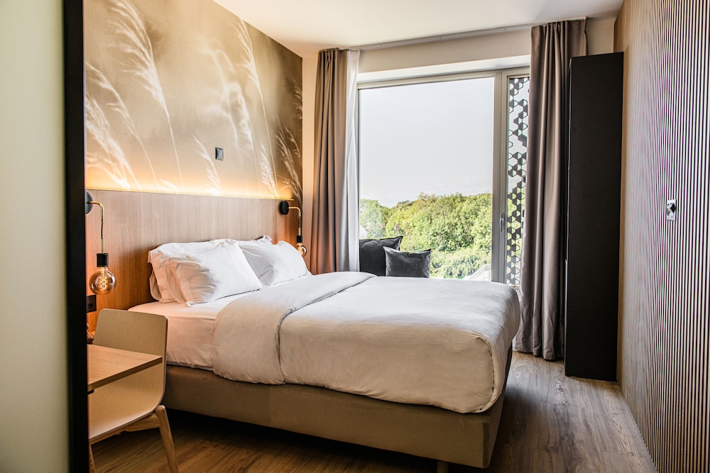 Afterwork Hotel 13/49