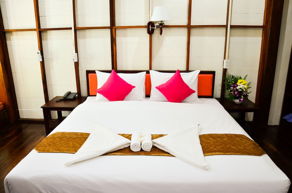Dream Valley Resort Tonsai Beach 25/72