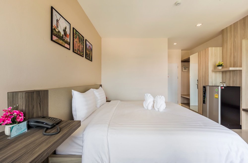 Evergreen Suite Hotel 24/54