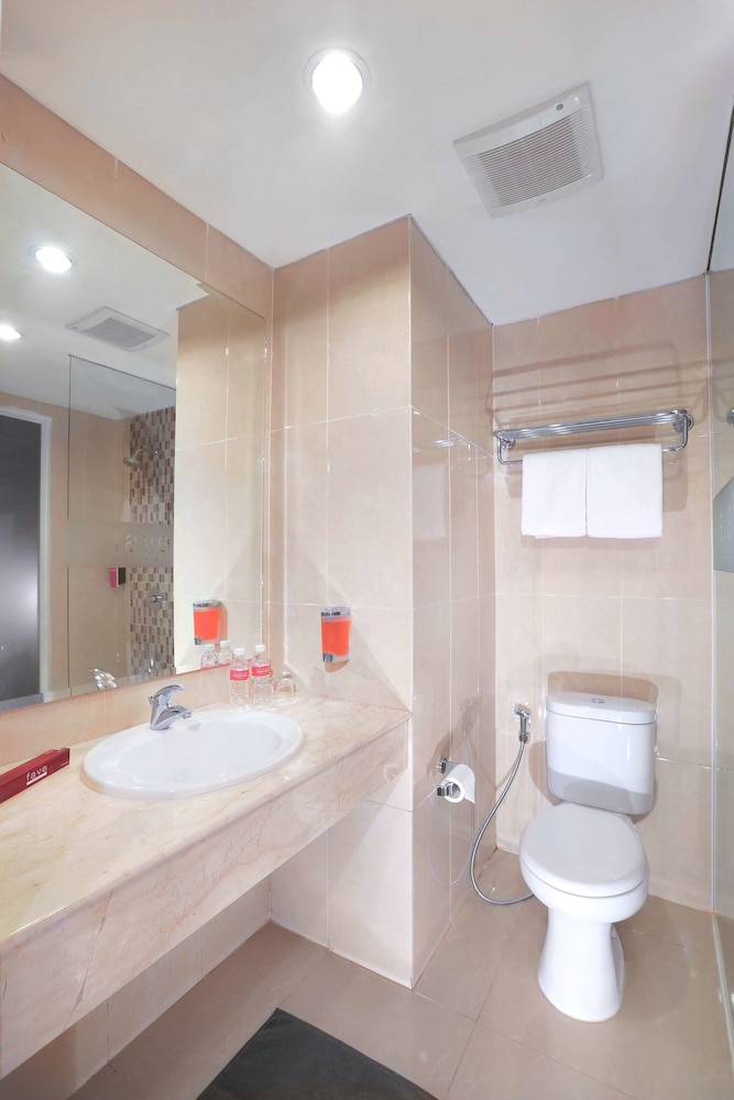 favehotel Jababeka Cikarang 18/18