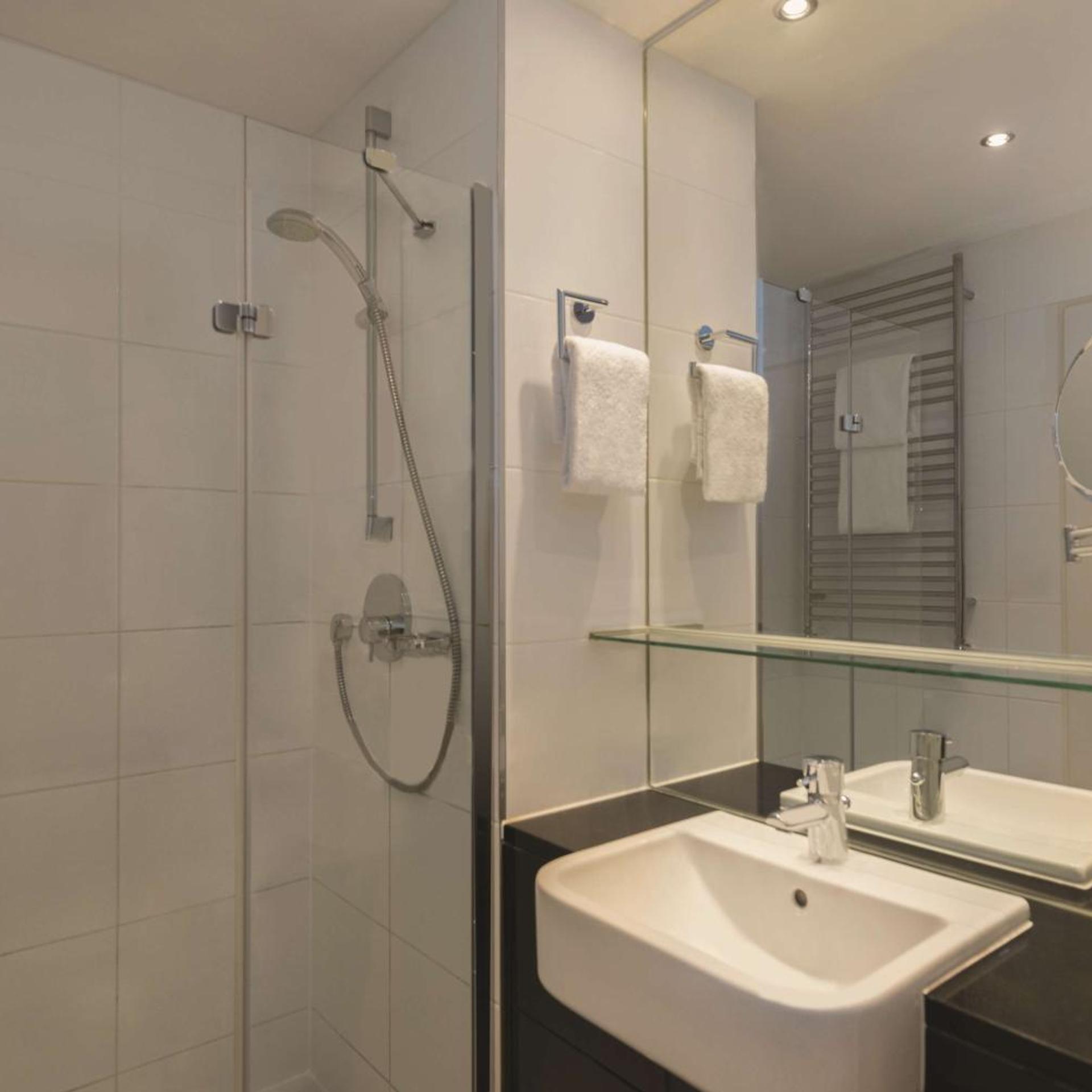 2 Bedroom Interconnecting Family Apartment
