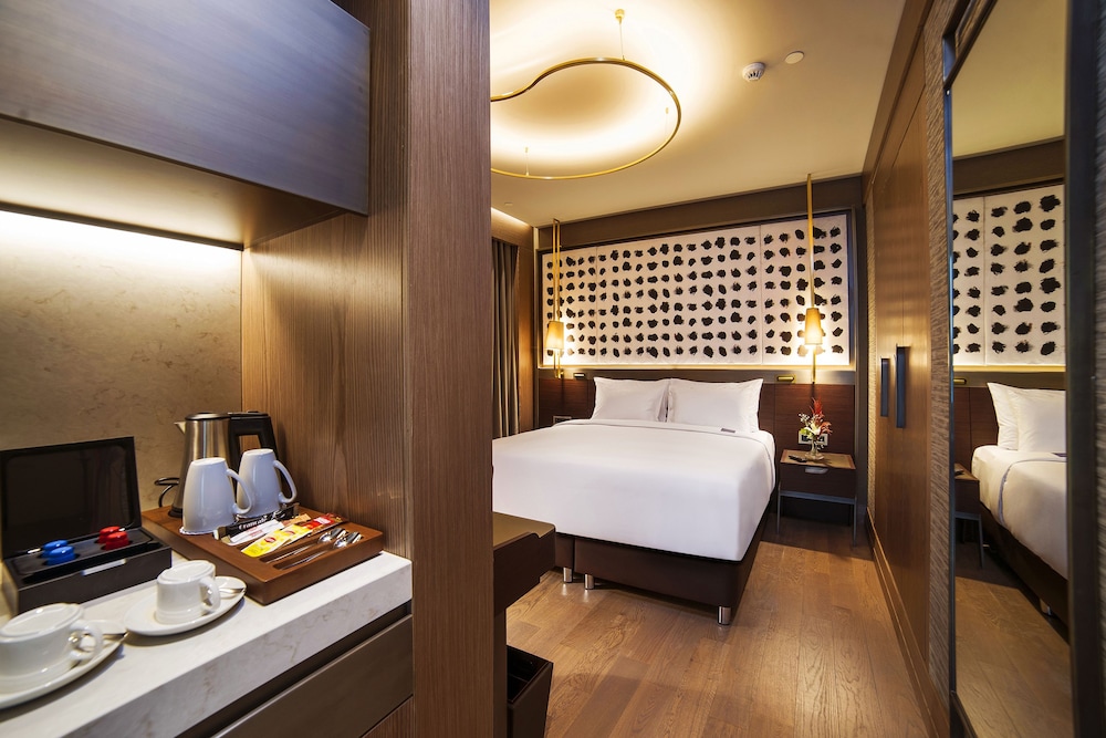 Radisson Collection Hotel Vadistanbul 25/75