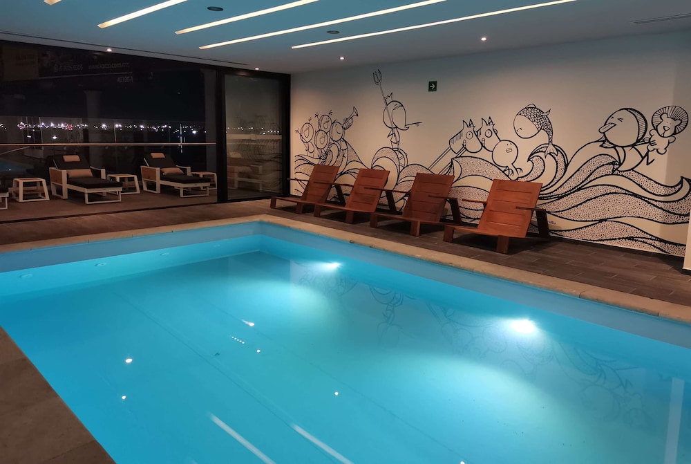 Ramada Encore by Wyndham Monterrey Apodaca Zona Aeropuerto 25/57