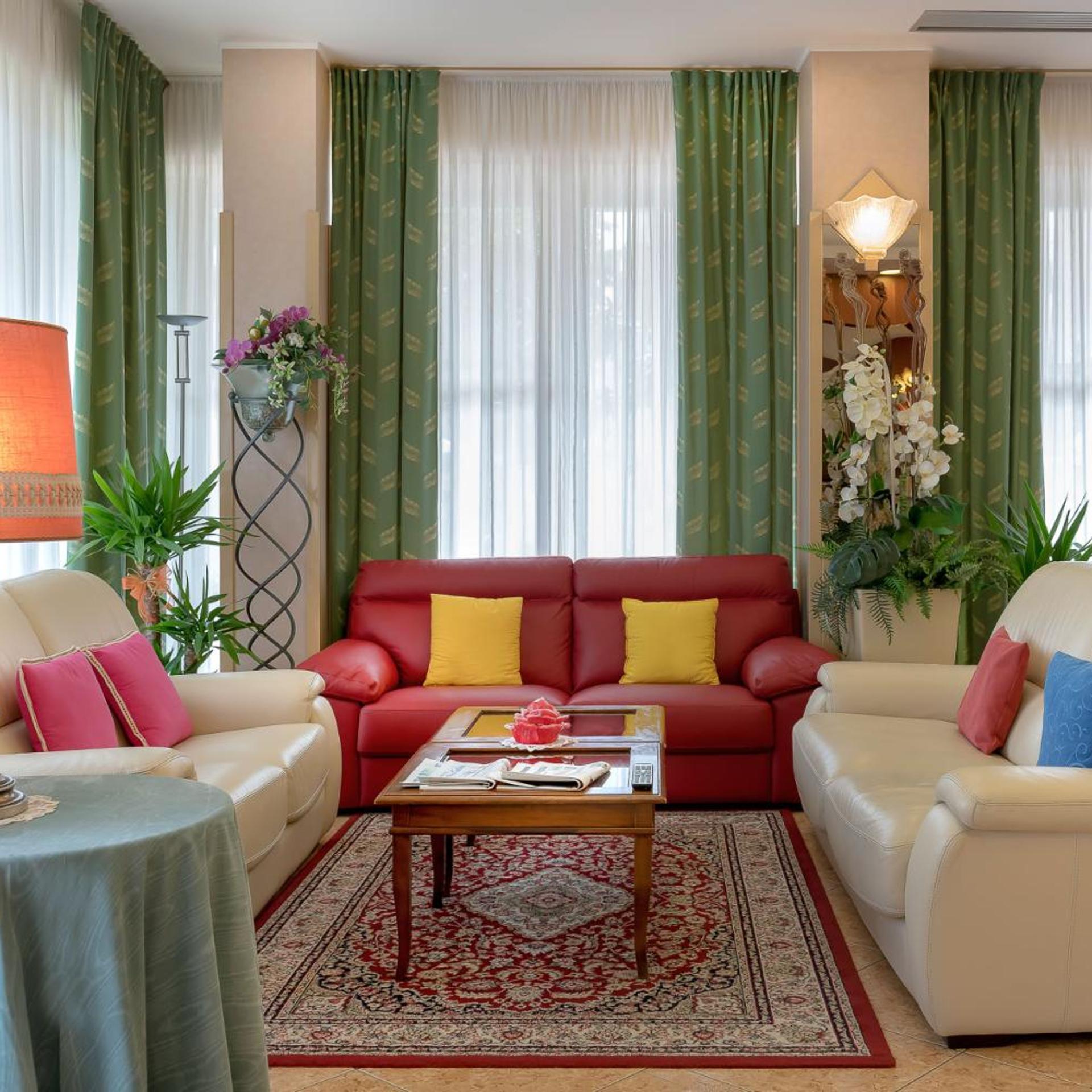 Hotel Apollo 34/55