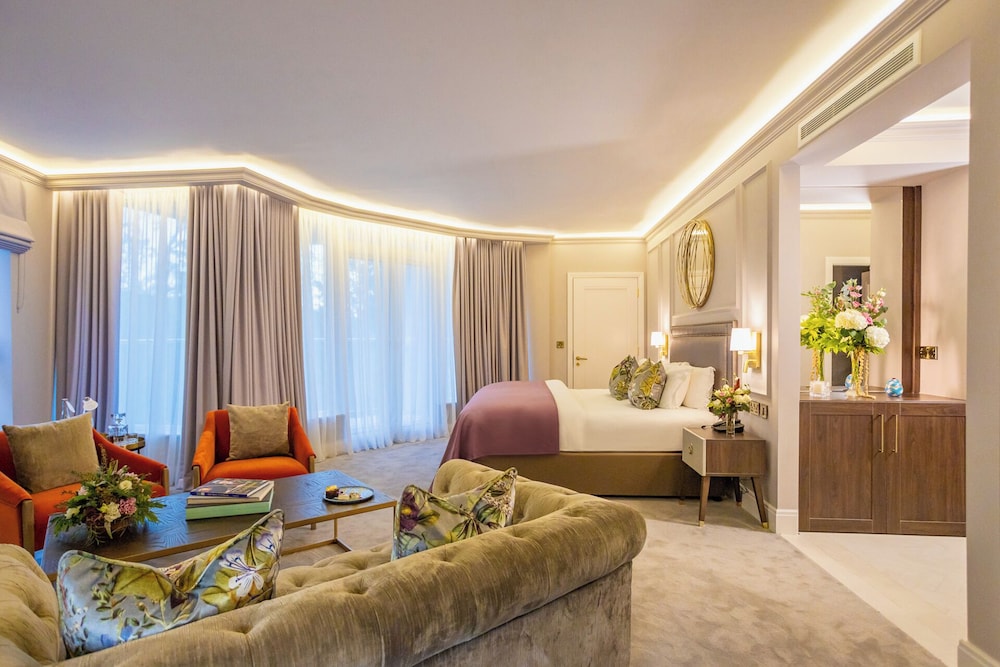 Corks Vienna Woods Hotel and Villas 53/70