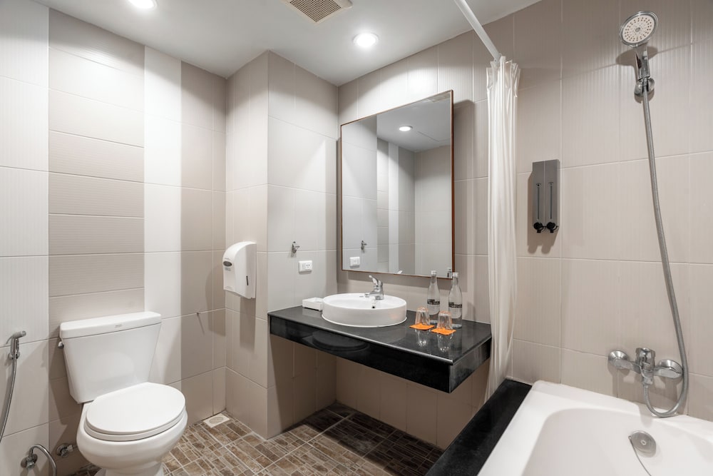 Kata Sea Breeze Resort 45/47