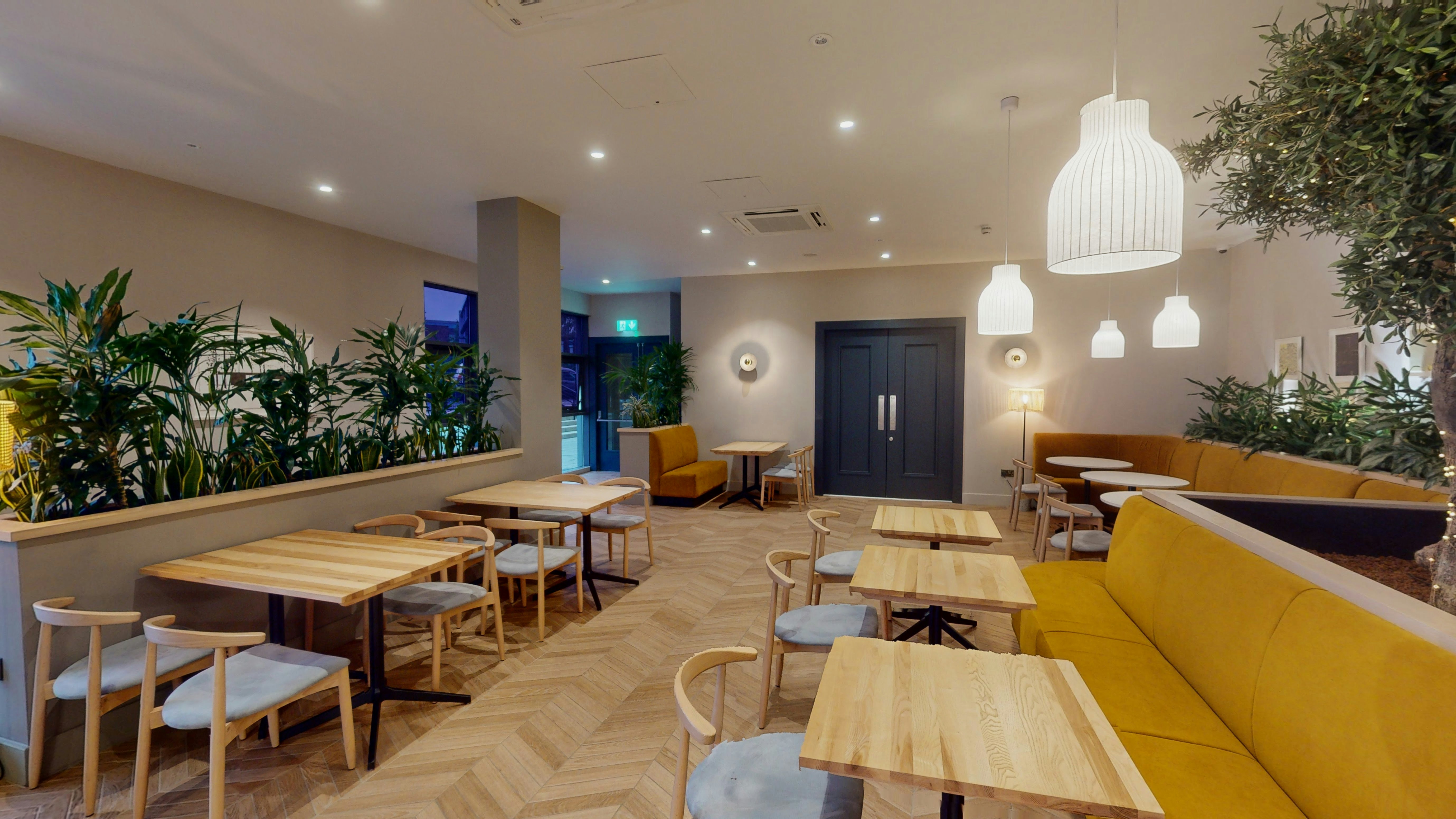 Clayton Hotel Dublin Airport Central 62/72