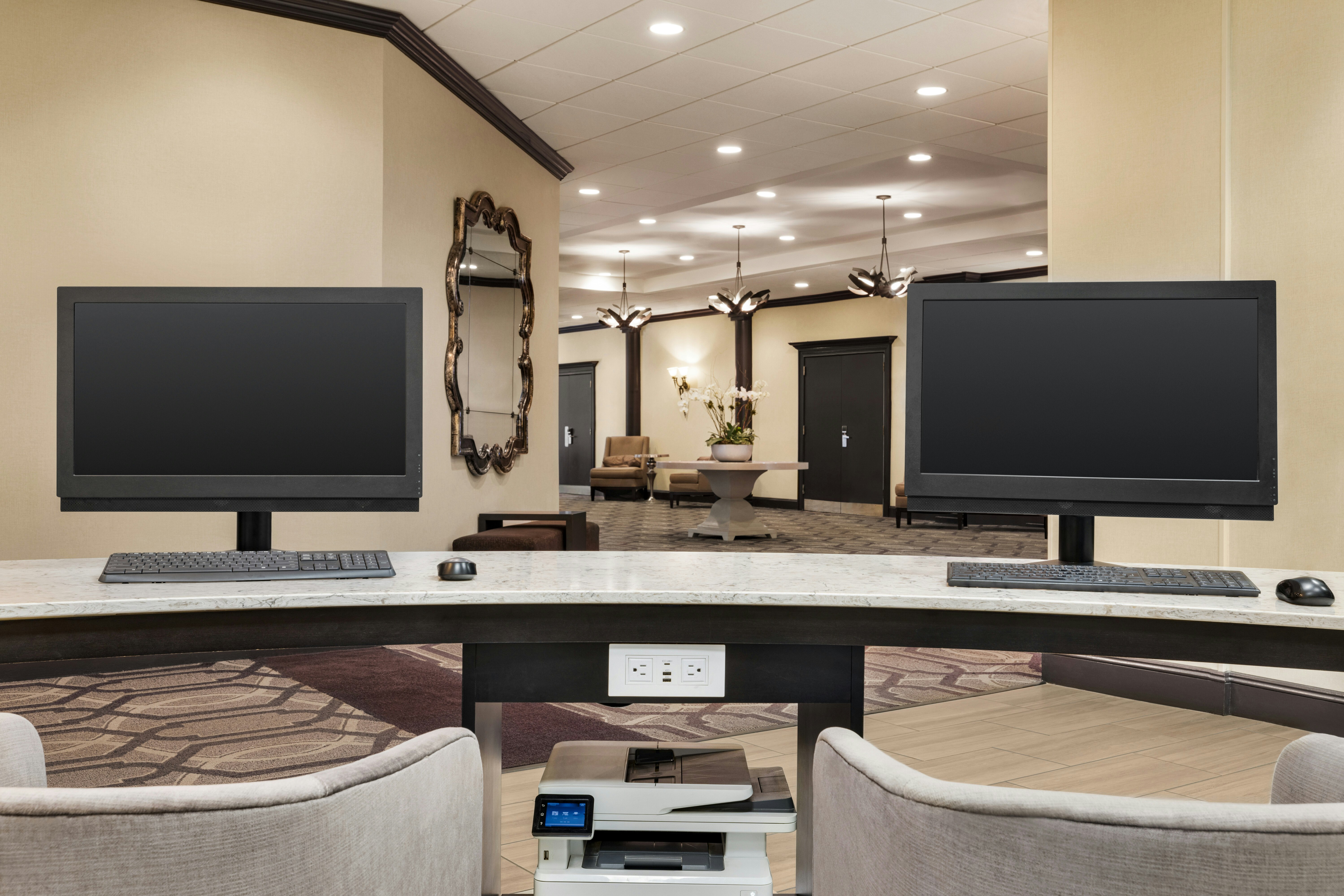 Doubletree By Hilton New Orleans Airport 51/58