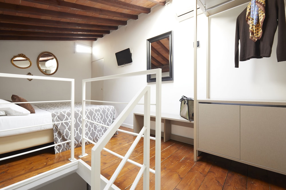 SETTE ANGELI ROOMS 34/72