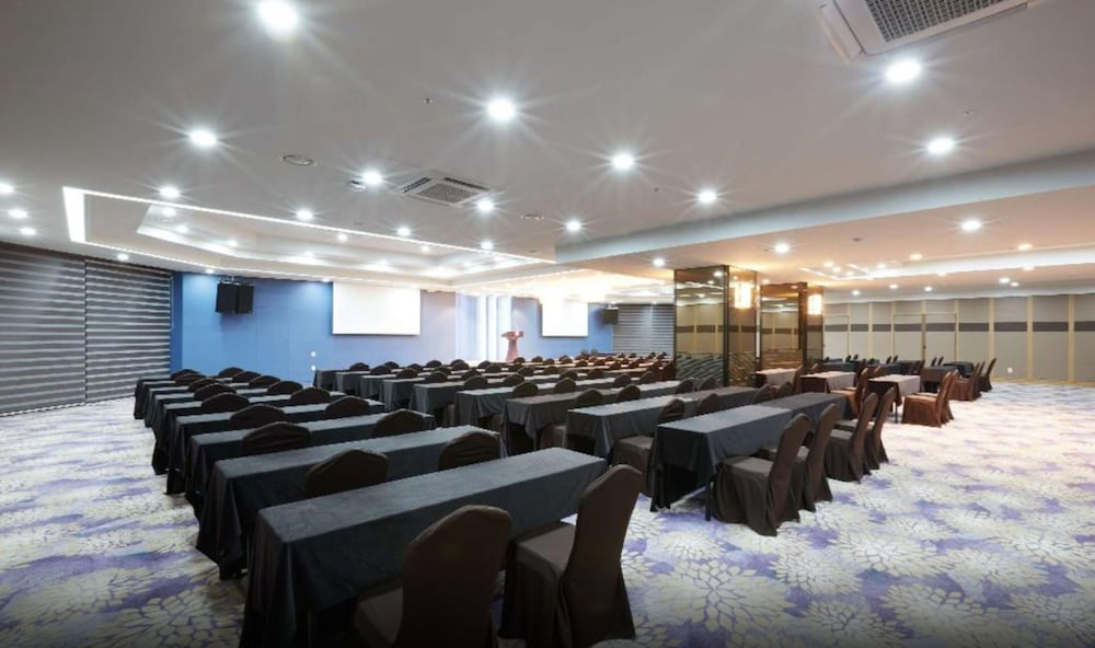 H Hotel Sejong City 36/44