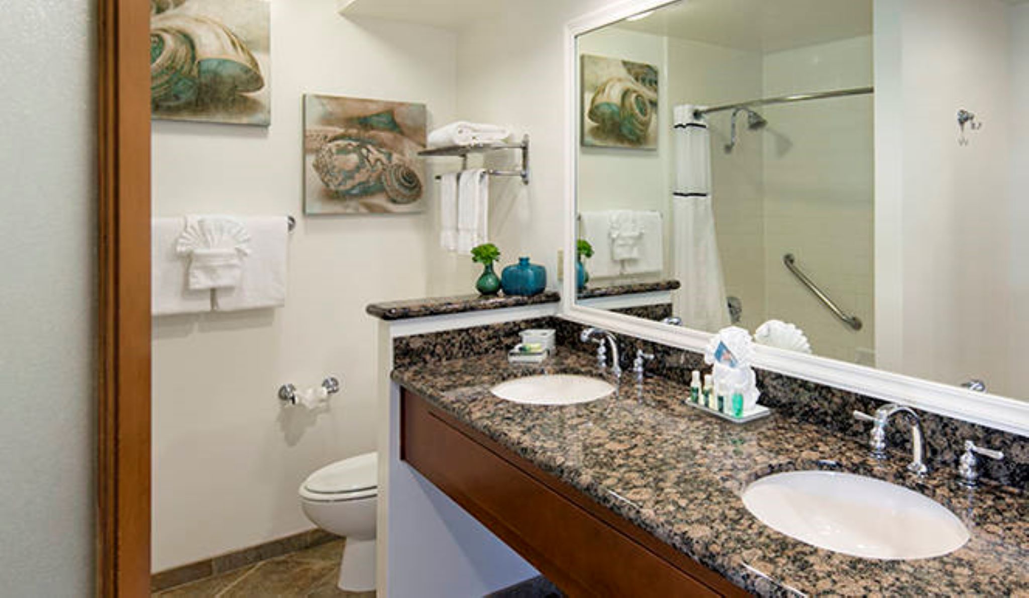 Room, 2 Queen Beds, Ocean and Pier View, Pet Friendly, Accessible