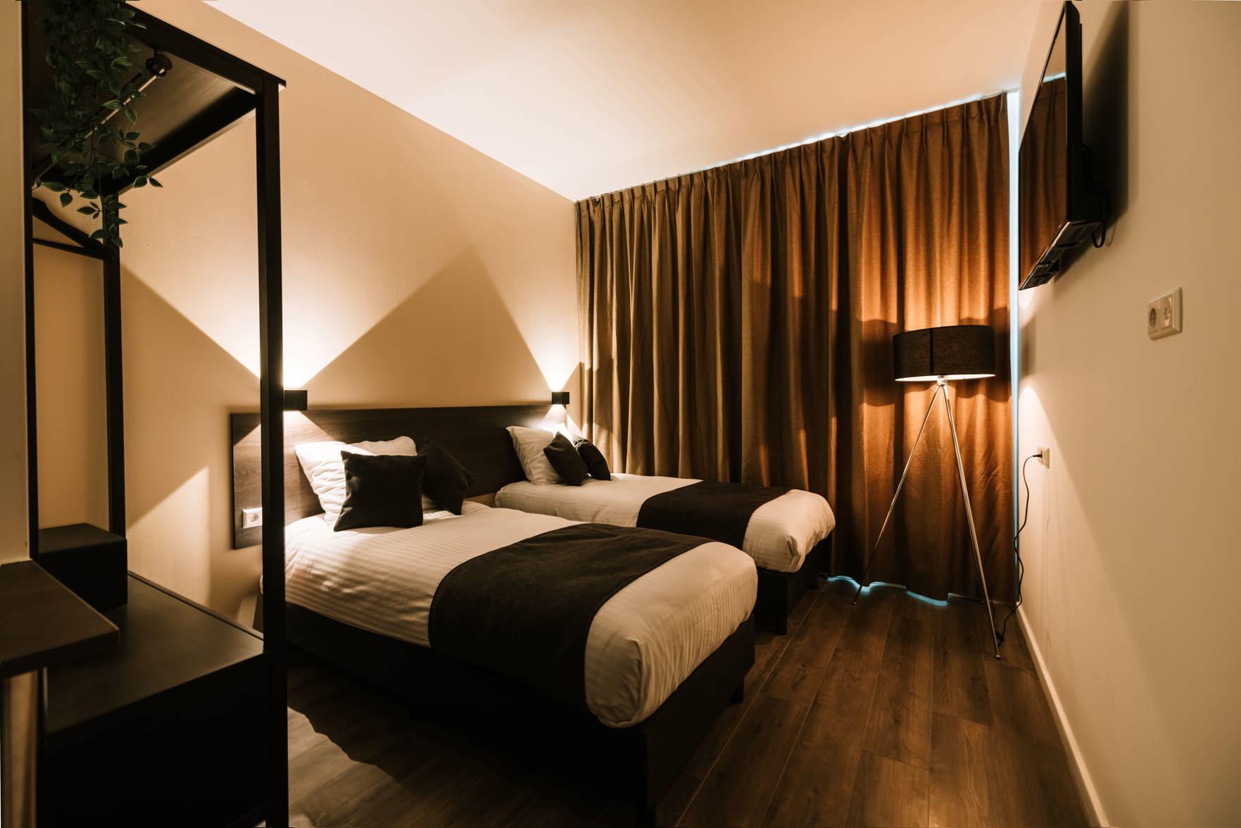 Hotelux Amsterdam Airport Hotel 12/21