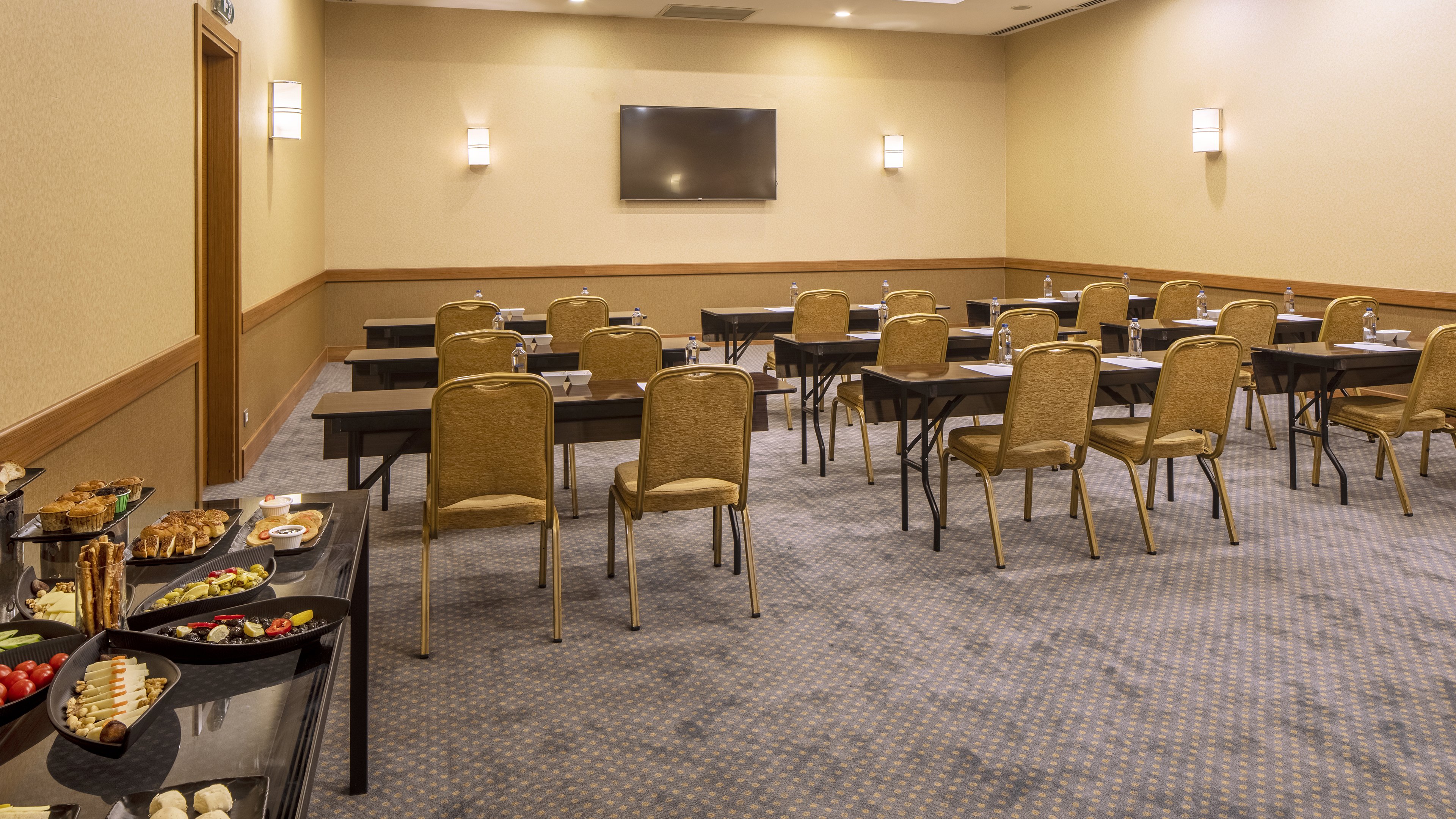 Holiday Inn Istanbul Sisli 70/78
