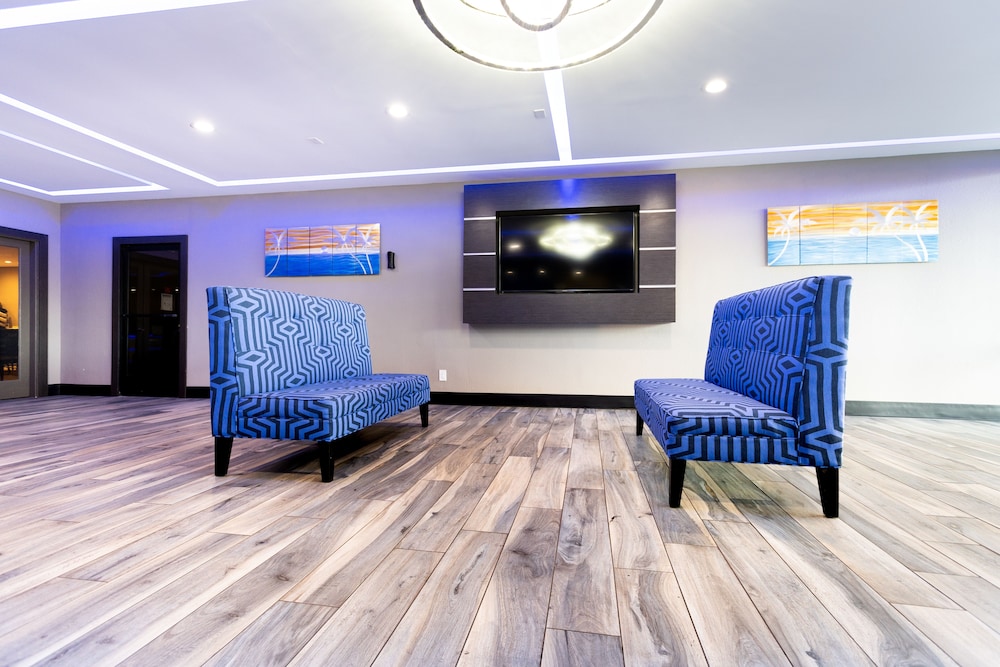 Surestay Plus Hotel By Best Western Point Richmond 12/37