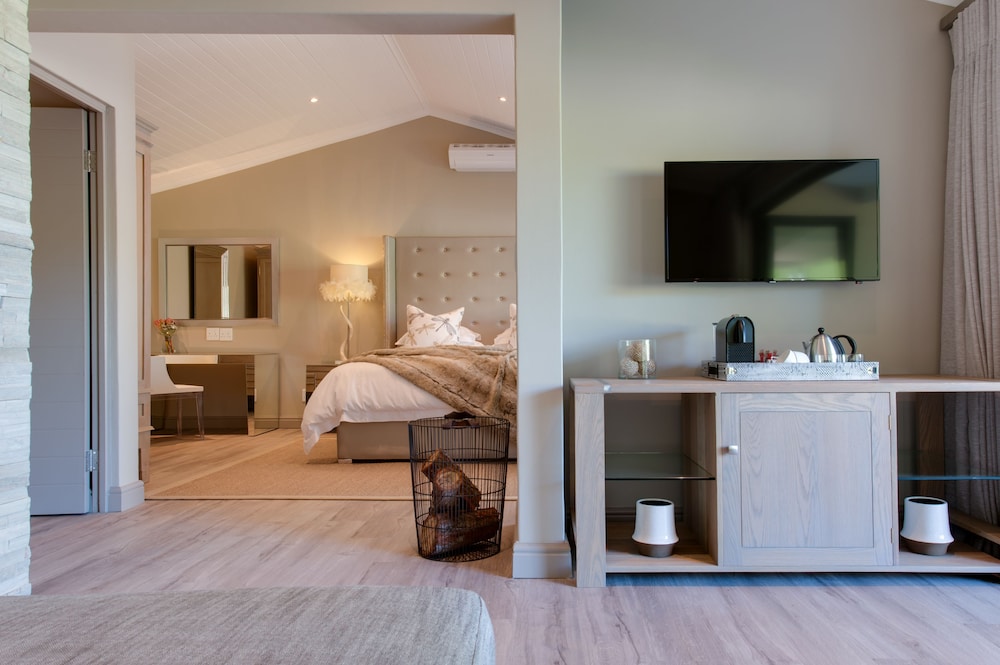 Jordan Wines Luxury Suites 8/61