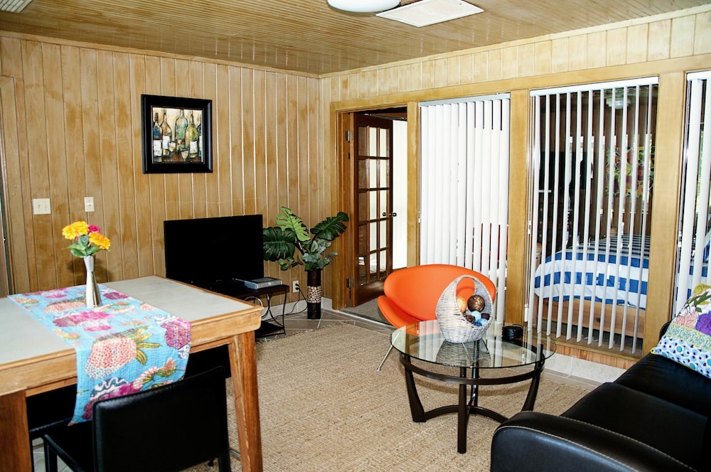 Live Oaks Bed and Breakfast 19/44