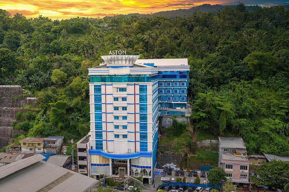 Grand Asmat Hotel and Convention Center 7/63