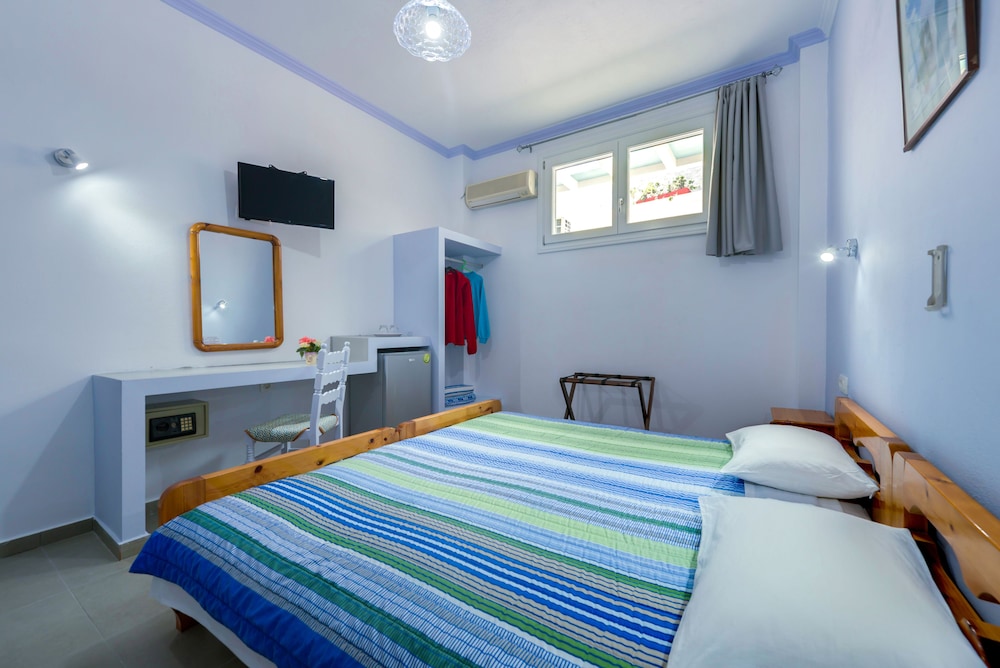 Akis Hotel 10/50