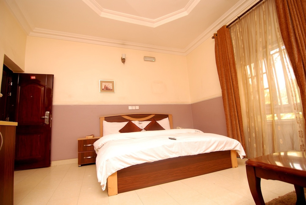 Falak Grand Hotel 15/45