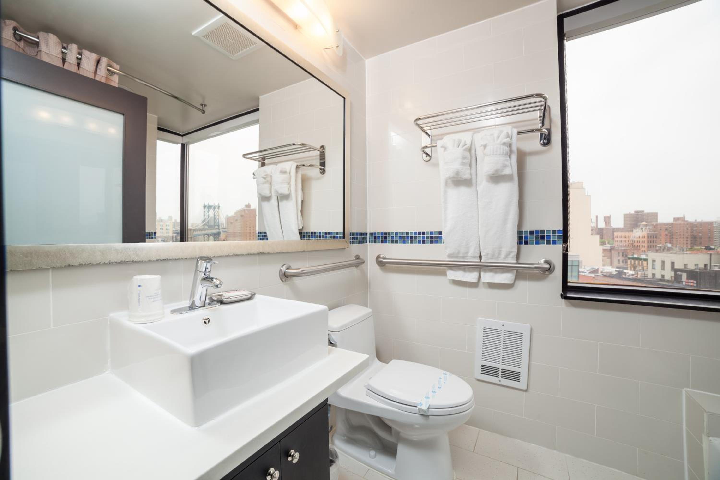 غرفة بسرير كوين، Hotel Richland LES 5/8