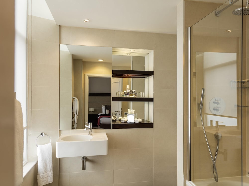 غرفة ديلوكس بسرير مزدوج، Mercure Aberdeen Caledonian Hotel 5/6