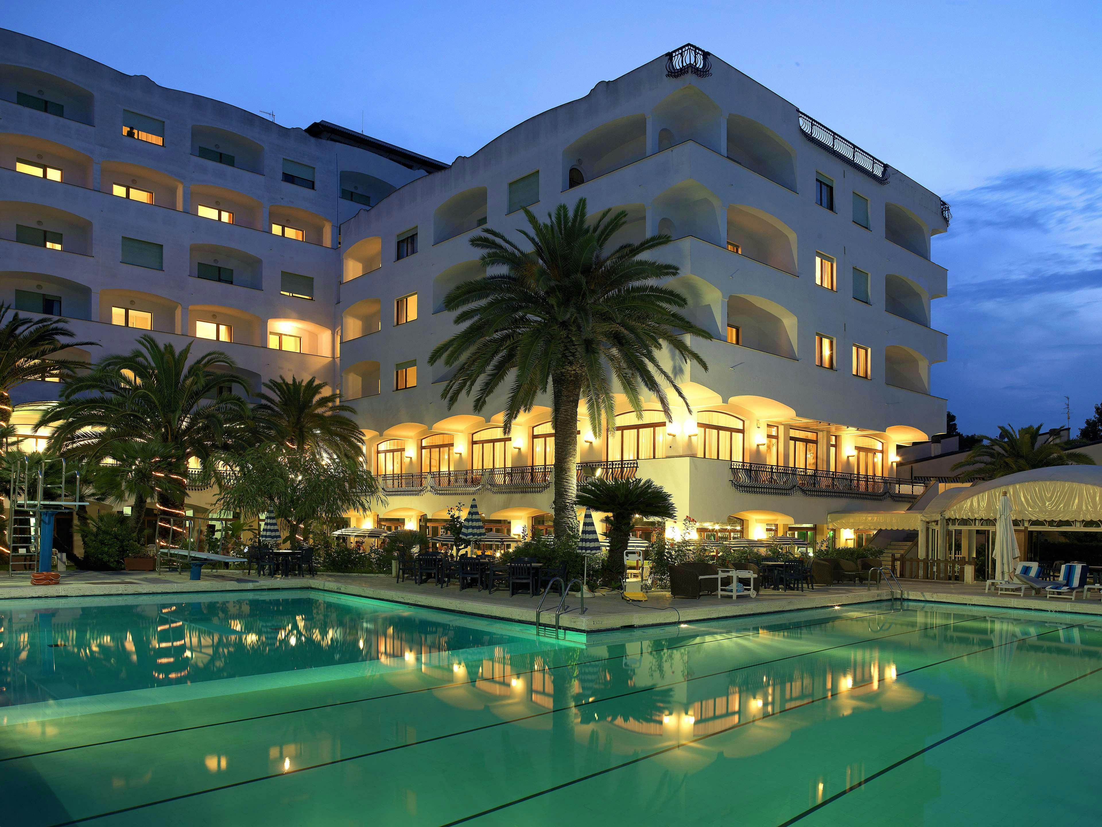 Grand Hotel Don Juan 3/41