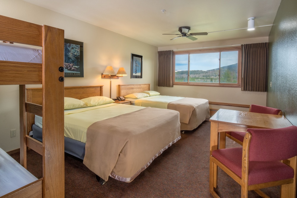 Economy, Bunk Bed, 2 Queen Beds
