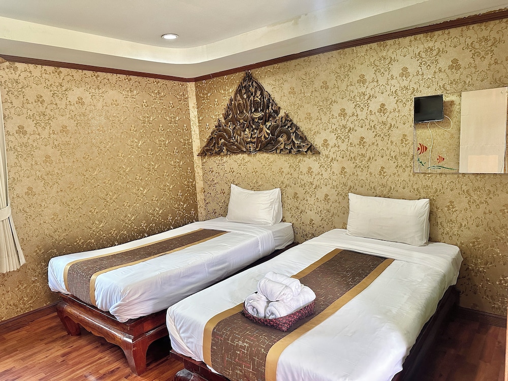 MONTRI RESORT DONMUANG BANGKOK 18/60