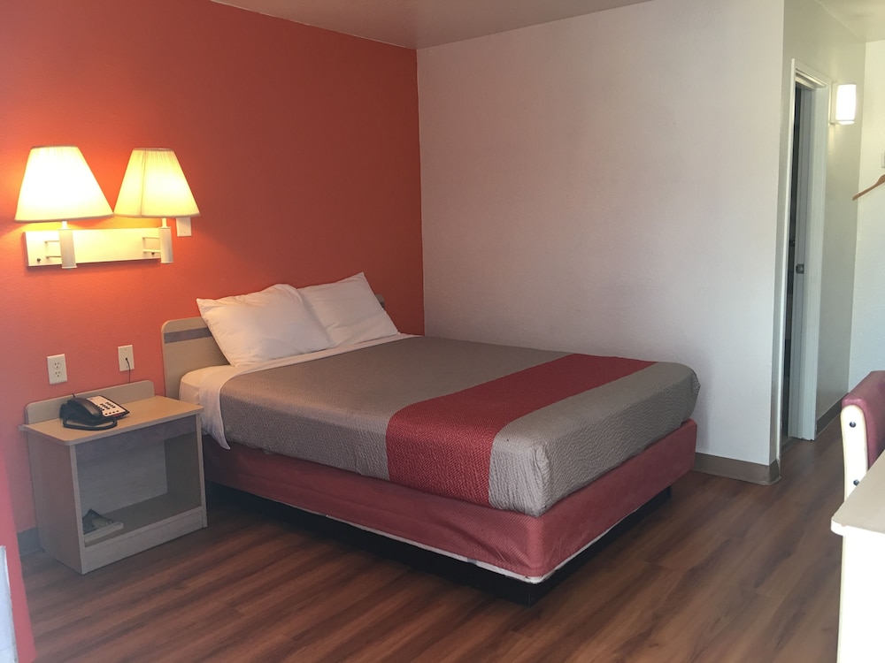 Room at Motel6 Lufkin, TX, LUFKIN - TX
