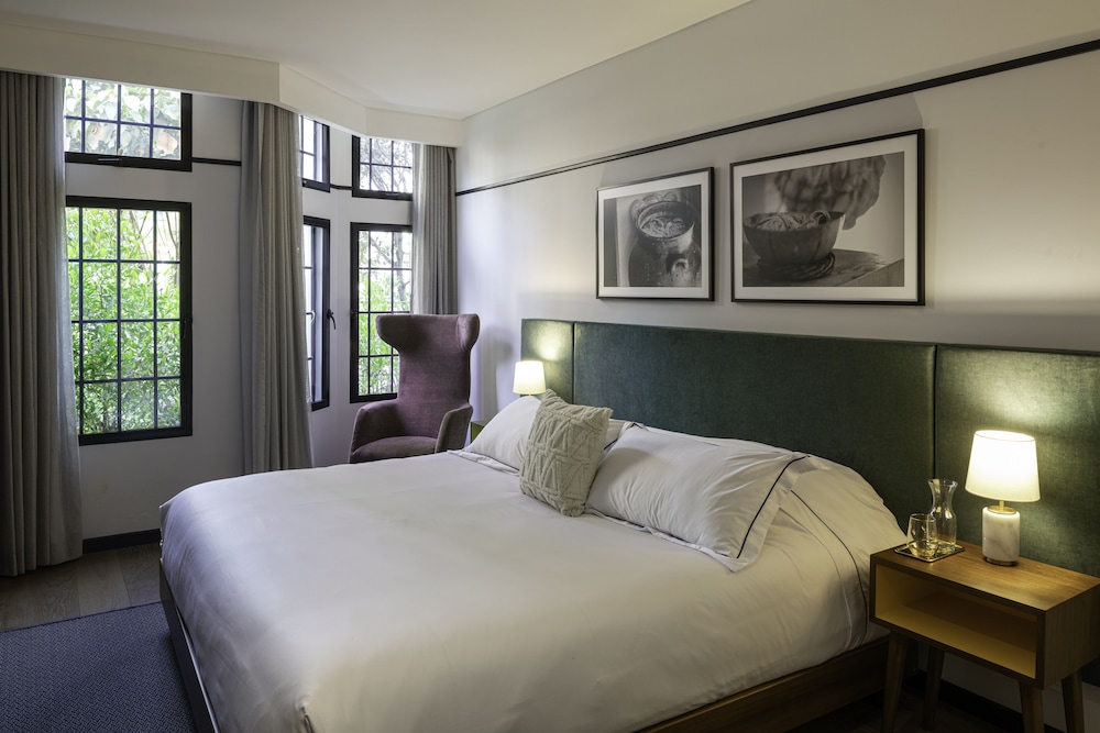 HAB Hotel 13/69