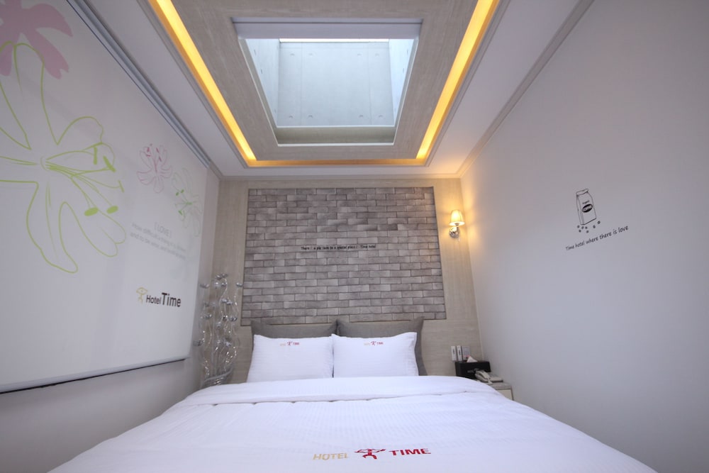 Time Hotel 14/74