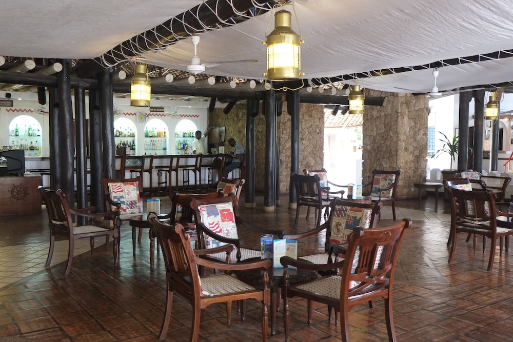 Voyager Beach Resort 32/38