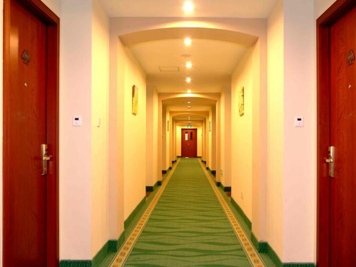 GreenTree Inn Beijing Daxing Xingye Street Liyuan Business Hotel 35/49