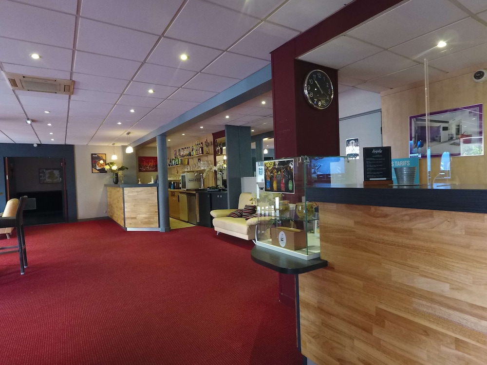 Kyriad Direct Limoges Nord 42/64