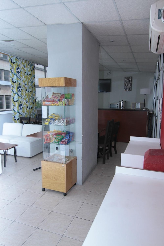 Hotel Ancon 33/37