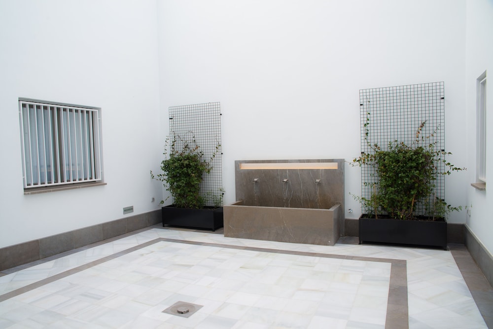 APARTAMENTOS CAMPO DEL PRINCIPE 22/25