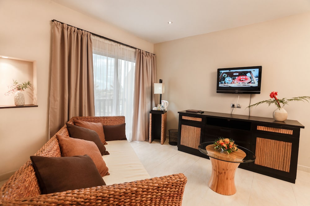 Calypso Hotel 40/61
