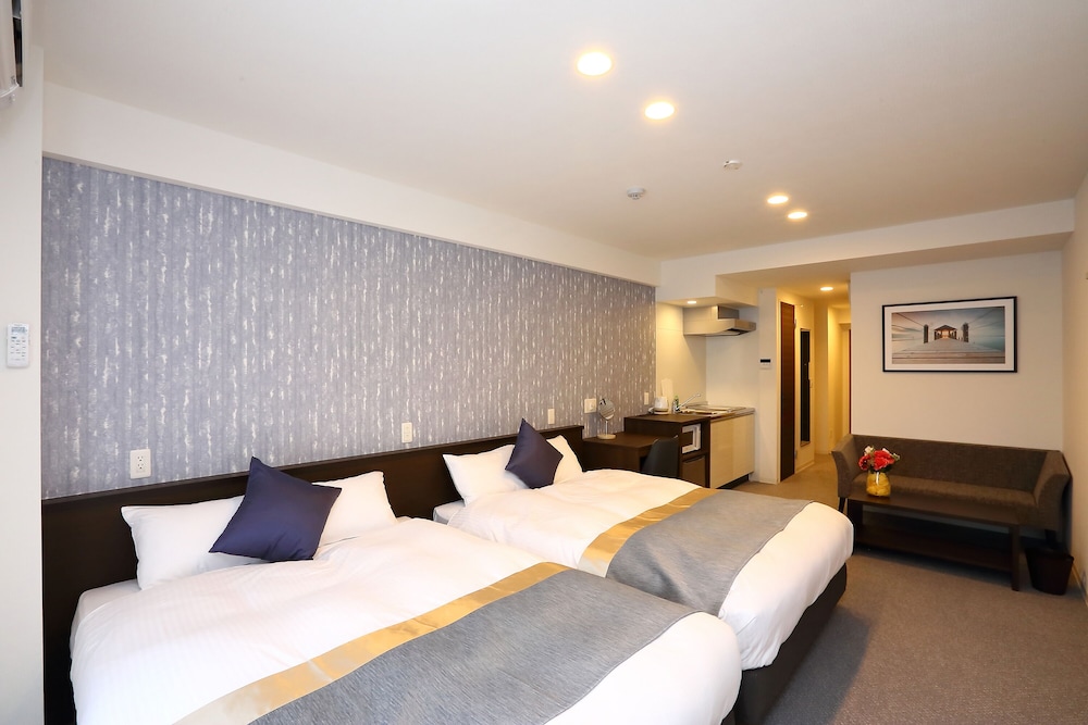 DELUXE, TWIN BEDS