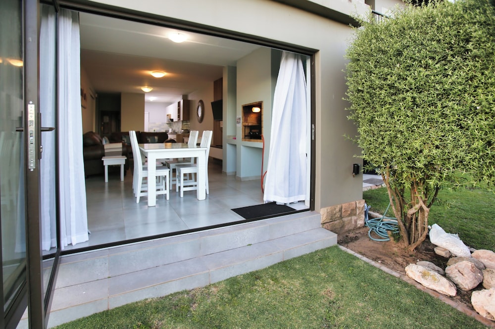 4 Bella Casa Self Catering 41/50