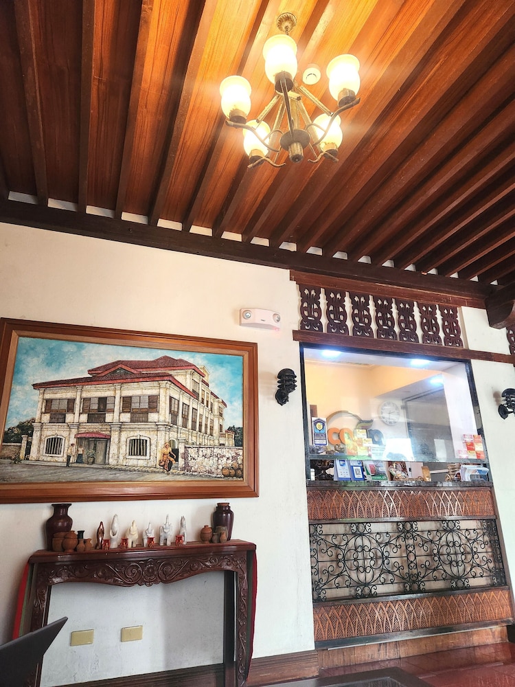 NSCC Hotel Vigan by ZUZU 13/55