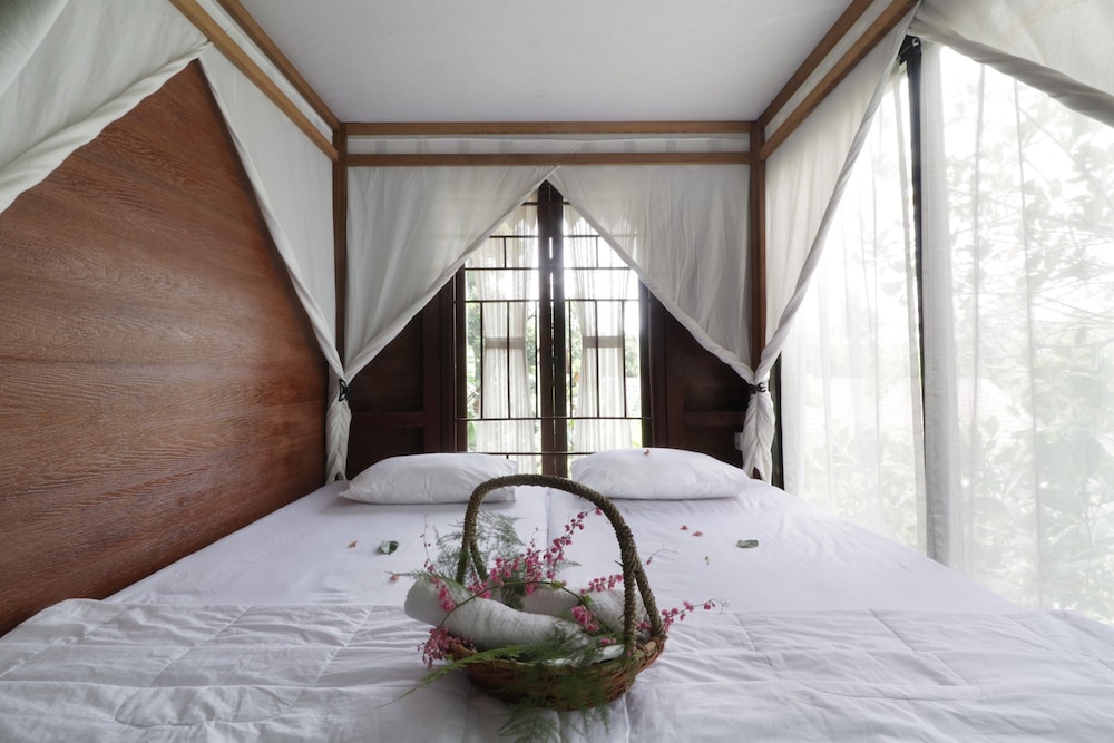 NILA HOUSE, Sharia Family Home Stay by ZUZU 61/73